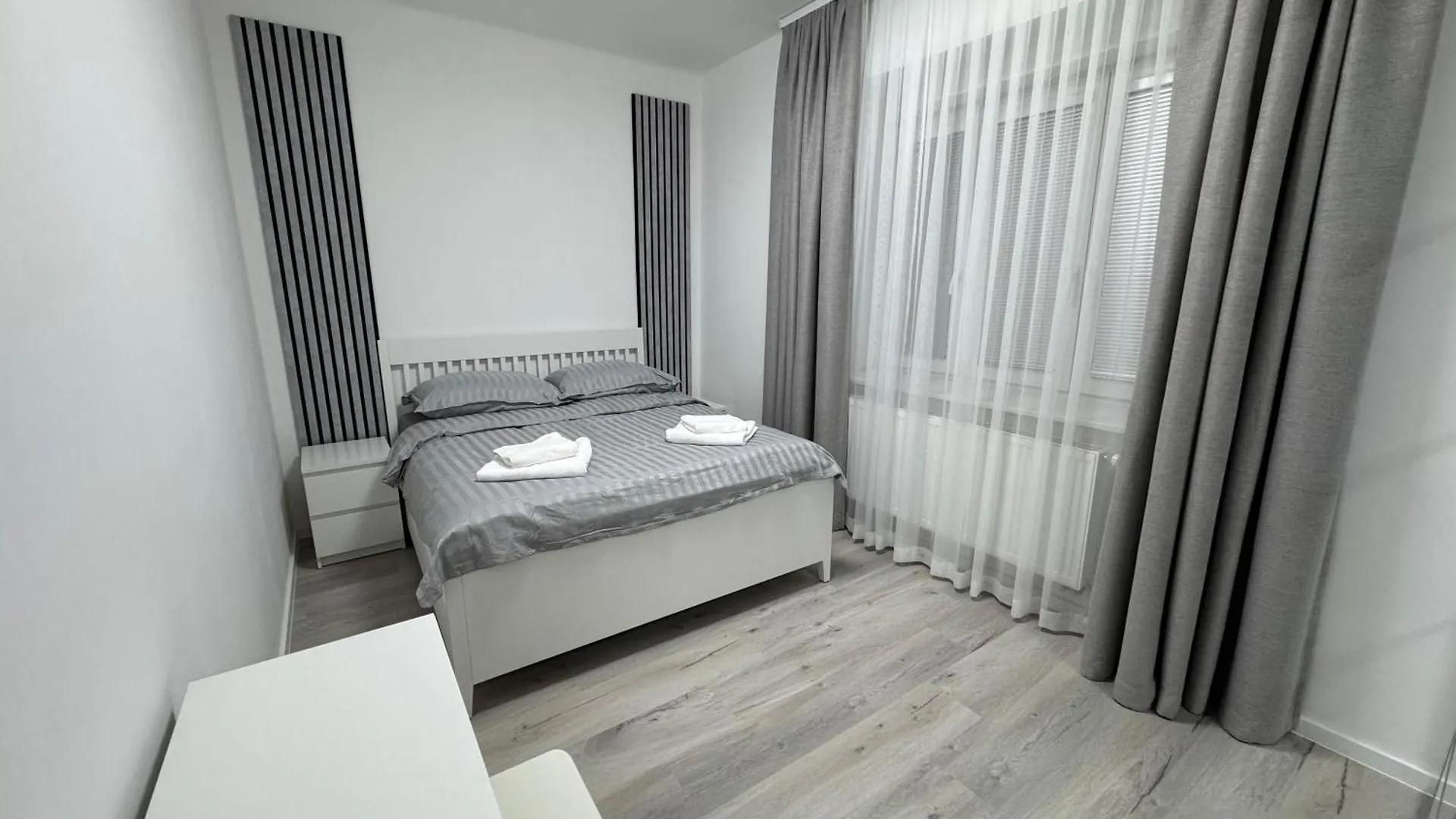 Modern, Comfortable Apartments Near The Metro Prague Czech Republic
